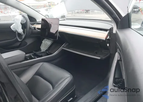 2020 Tesla Model 3 Long Range Dual Motor All-Wheel Drive z USA, uszkodzony, nr VIN 5YJ3E1EBXLF790878